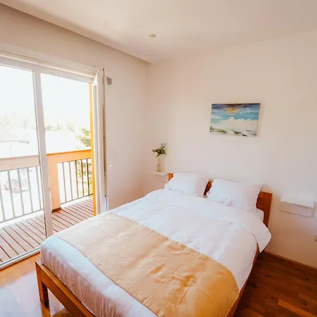 Magnus - Free Parking Apartmanhotel Szarajevó