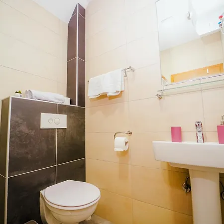 Magnus - Free Parking Szarajevó