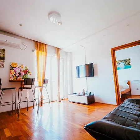 Apartahotel Magnus - Free Parking *