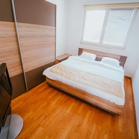 Aparthotel Magnus - Free Parking Sarajevo