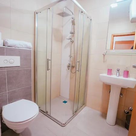 Apartmanhotel Magnus - Free Parking